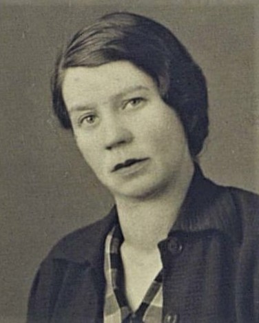 Асямолова Валентина Дмитриевна
