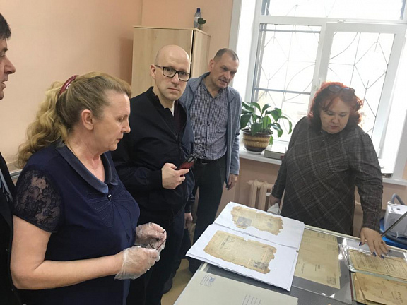 Заместитель председателя Правительства края по социальным вопросам Никонов Е.Л. с рабочим визитом посетил региональный архив