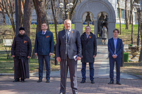 Помнит сердце, не забудет никогда