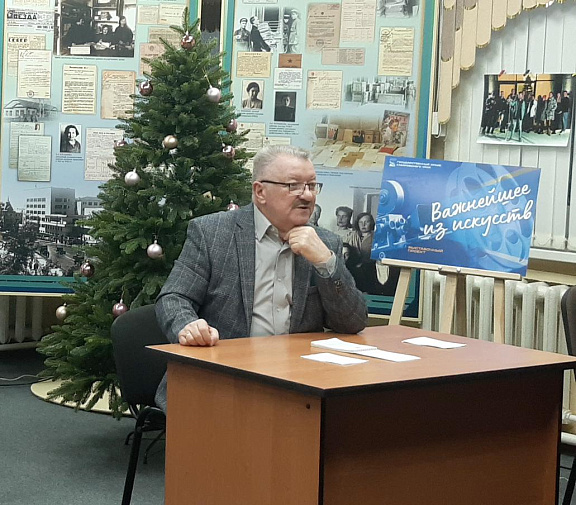 "История взаимоотношений России и Украины"
